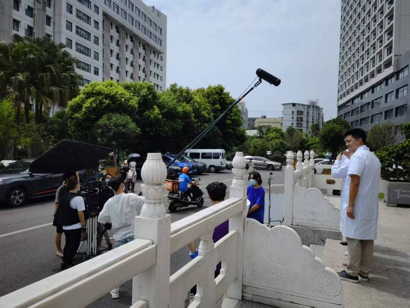 哈巴河县广告片拍摄公司低成本实现高规格制作的诀窍